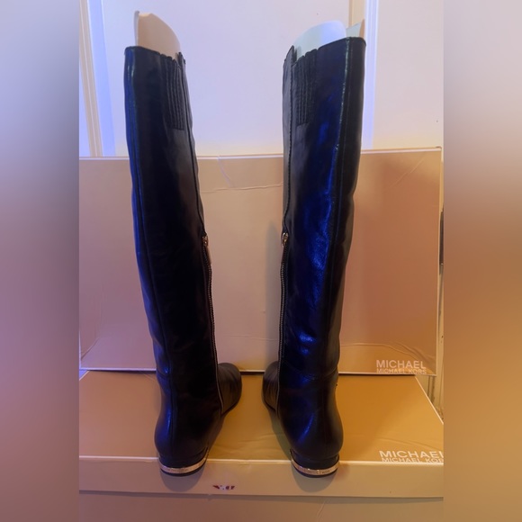 Michael Kors Ailee Flat Boot - Picture 3 of 8